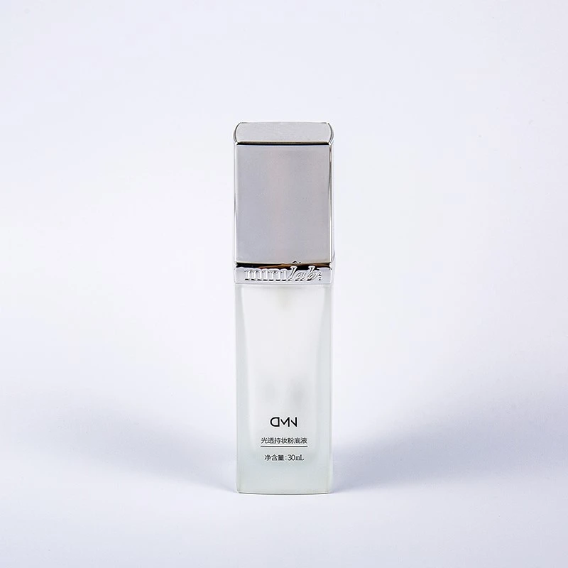 foundation-squeeze-bottle foundation-squeeze-bottle